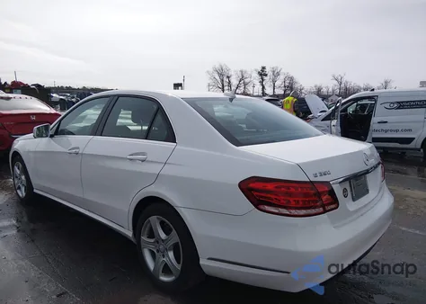 2016 Mercedes-Benz E 350 4Matic z USA, uszkodzony, nr VIN WDDHF8JB4GB209293